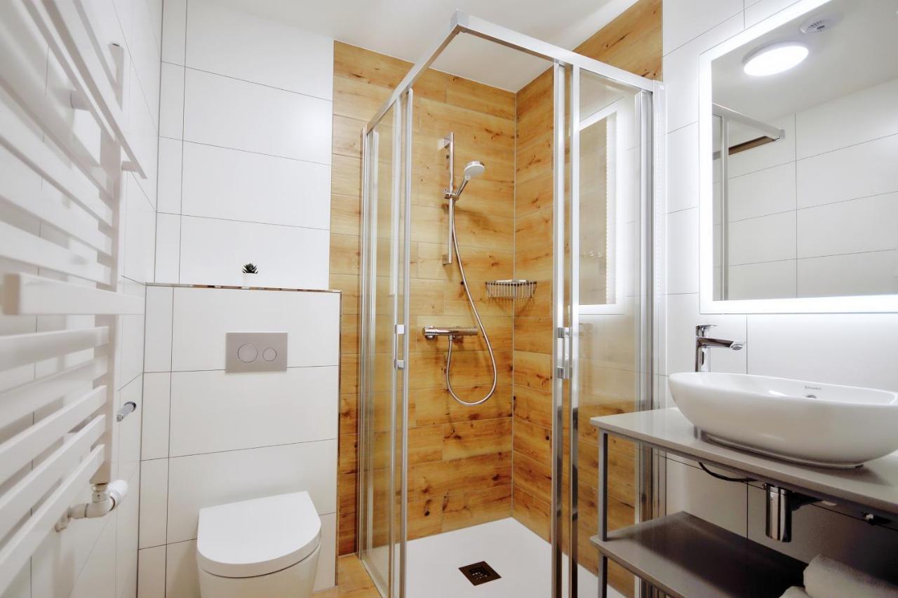 Relax Aparthotel Kolobrzeg Bagian luar foto