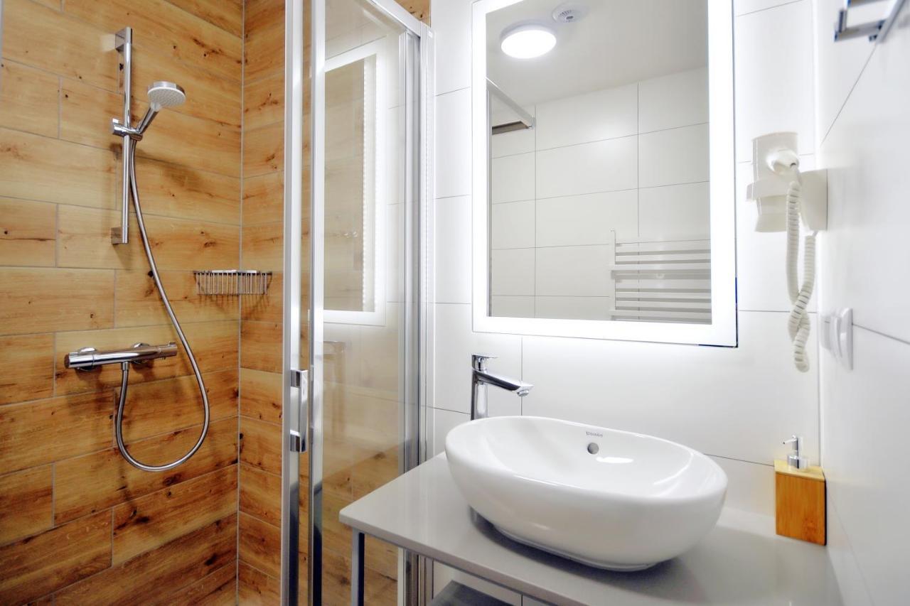 Relax Aparthotel Kolobrzeg Bagian luar foto