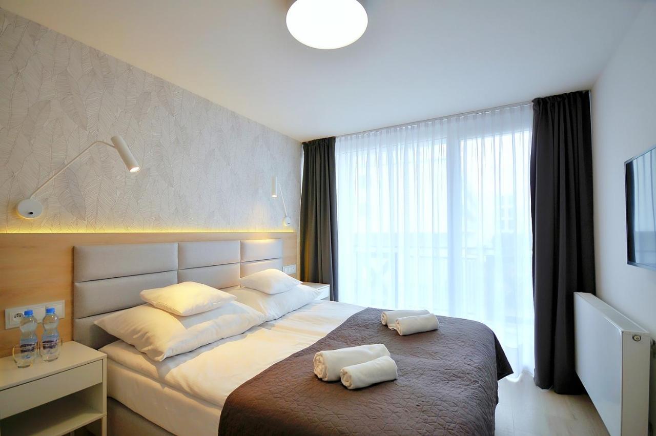 Relax Aparthotel Kolobrzeg Bagian luar foto