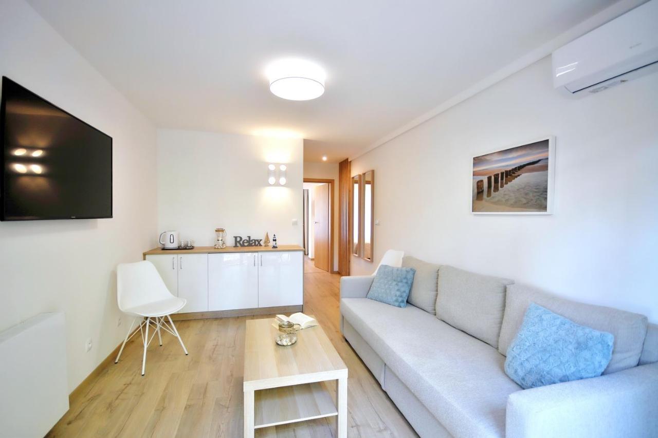 Relax Aparthotel Kolobrzeg Bagian luar foto