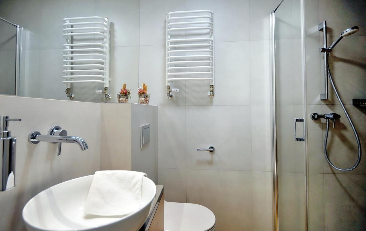Relax Aparthotel Kolobrzeg Bagian luar foto