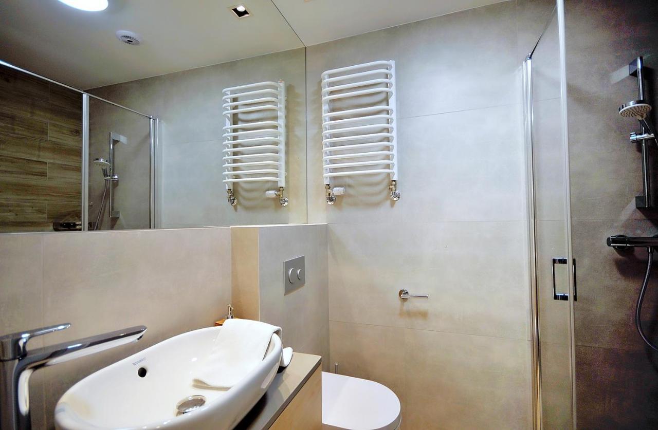Relax Aparthotel Kolobrzeg Bagian luar foto