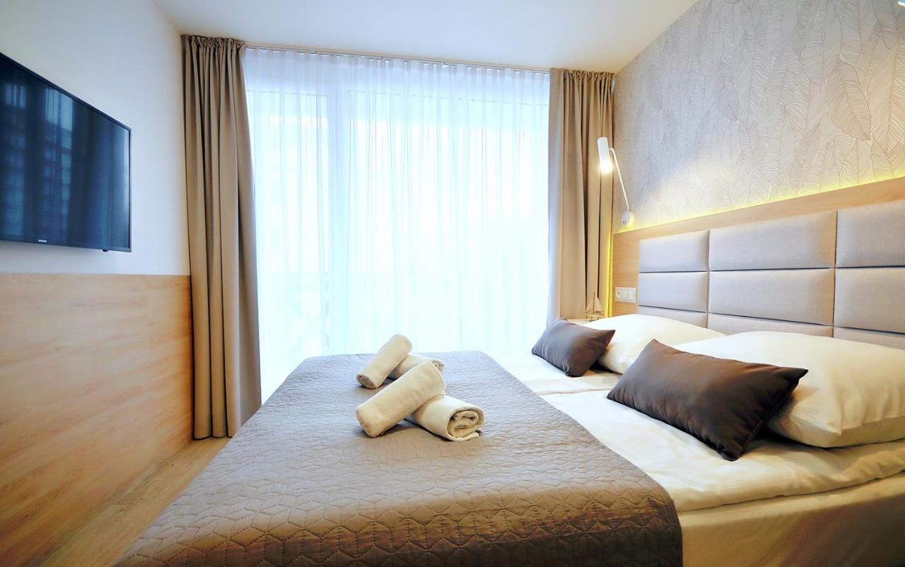 Relax Aparthotel Kolobrzeg Bagian luar foto