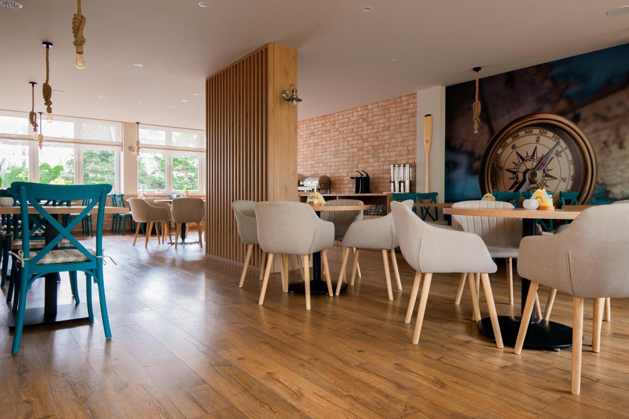 Relax Aparthotel Kolobrzeg Bagian luar foto